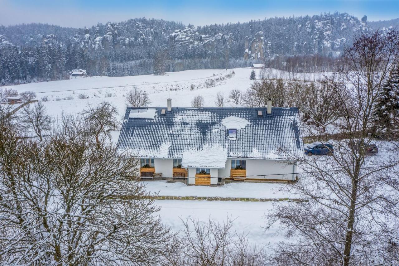 U Ozveny Hotel Dolni Adrspach Exterior photo